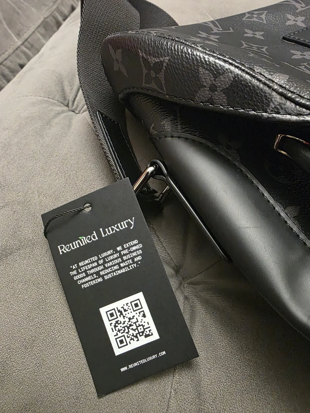 Louis Vuitton Black Monogram Eclipse Canvas Messenger Bag